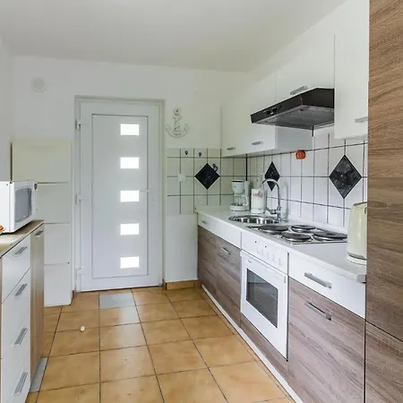 Semesterbostad In With Kitchen