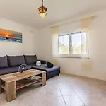 Two-bedroom In Casa vacanze *