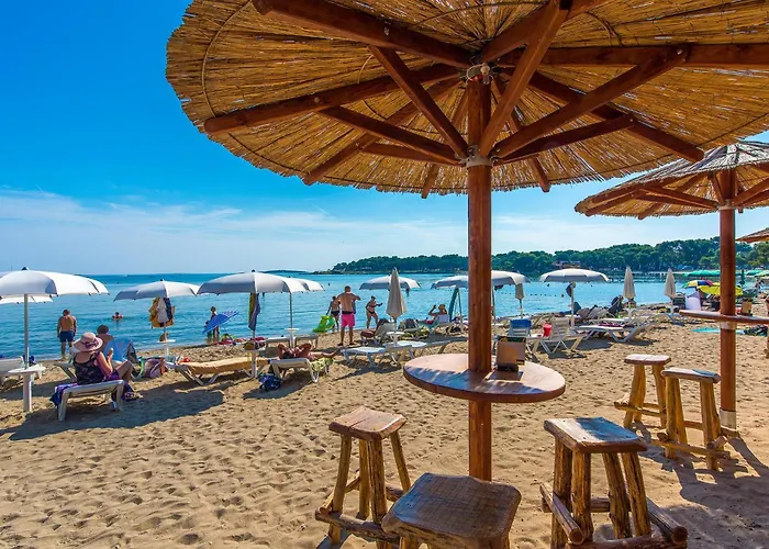 Two-bedroom In Casa vacanze Medolino